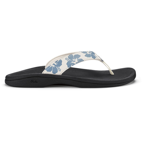 Olukai Womens Ohana Sandals in white sand/pua
