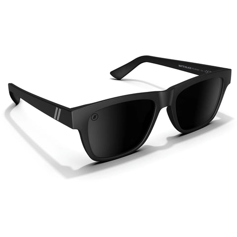 Blenders Tate Sunglasses in smoke polarized and matte black